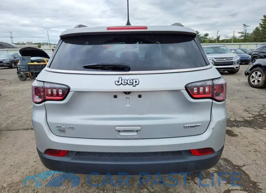 3C4NJDBN7RT110143# 6
