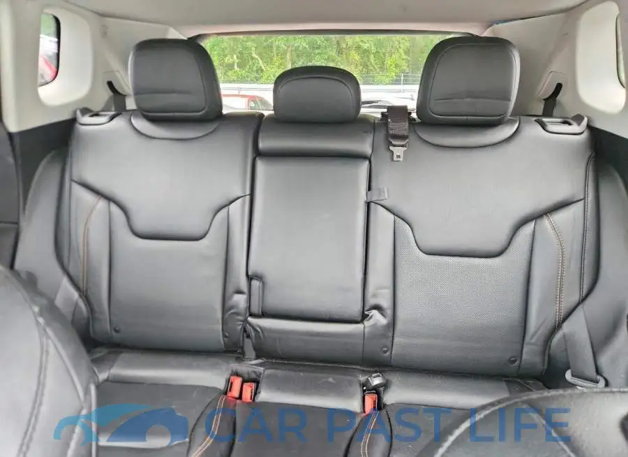 3C4NJDCB0MT519520# 10