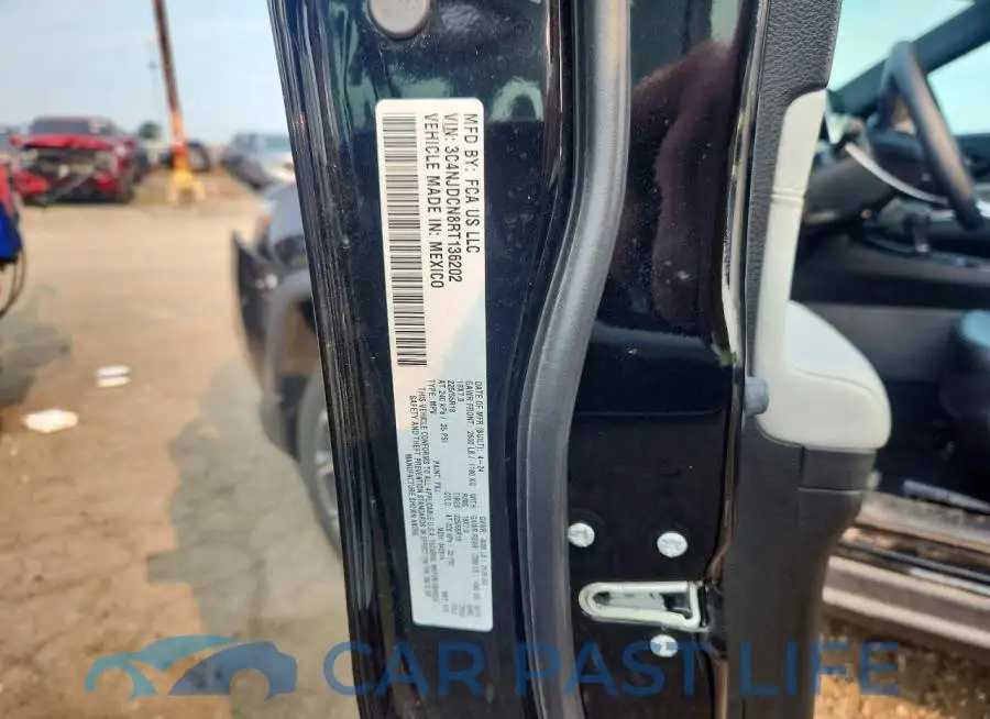 3C4NJDCN8RT136202# 13