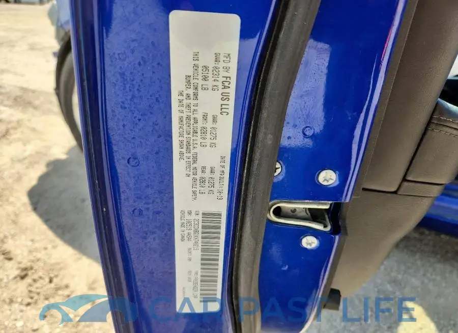 2C3CDXBG1KH748215# 12