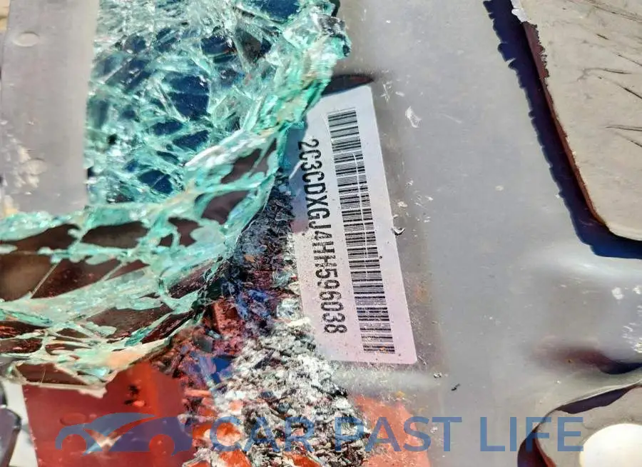 2C3CDXGJ4HH596038# 12
