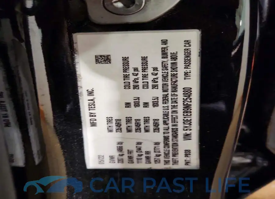5YJ3E1EB9NF254880# 12