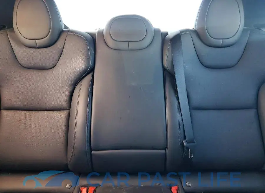 5YJSA1E51NF492837# 10