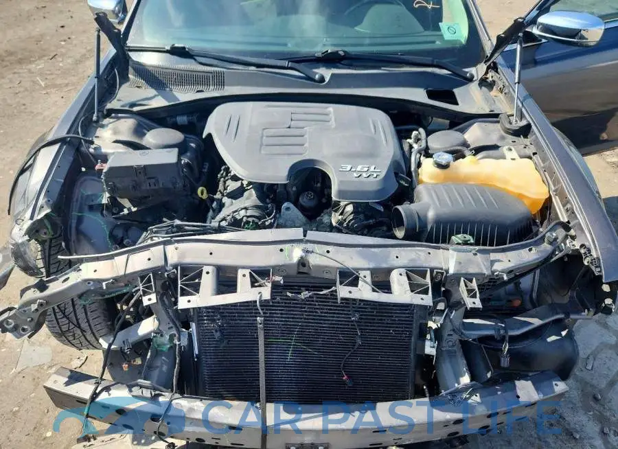 2C3CCAEG2HH570044# 11