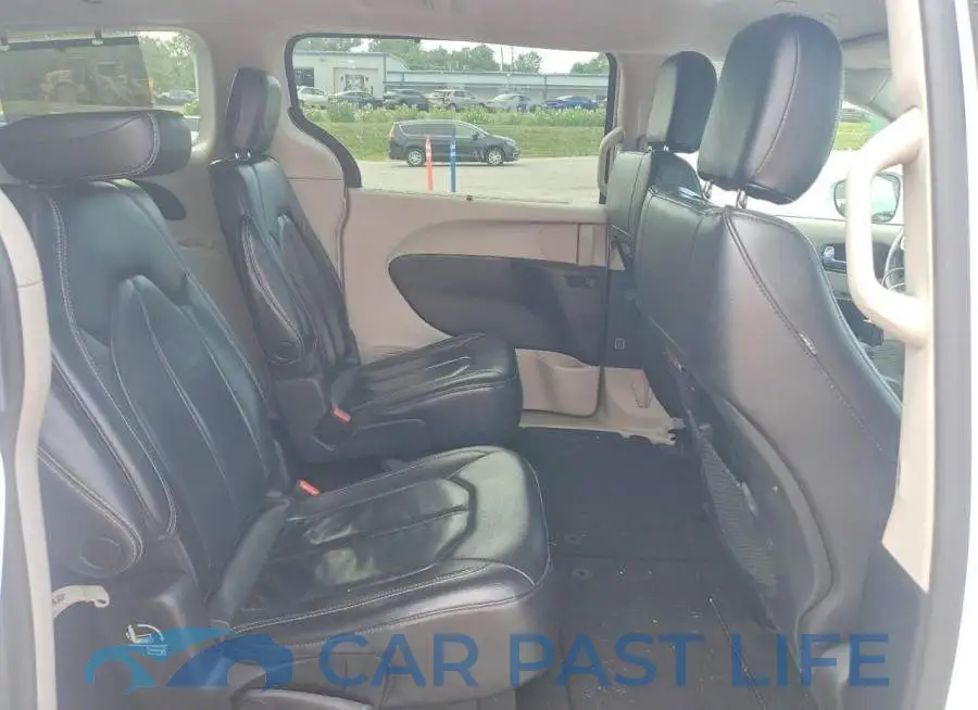 2C4RC1BG2NR233714# 11