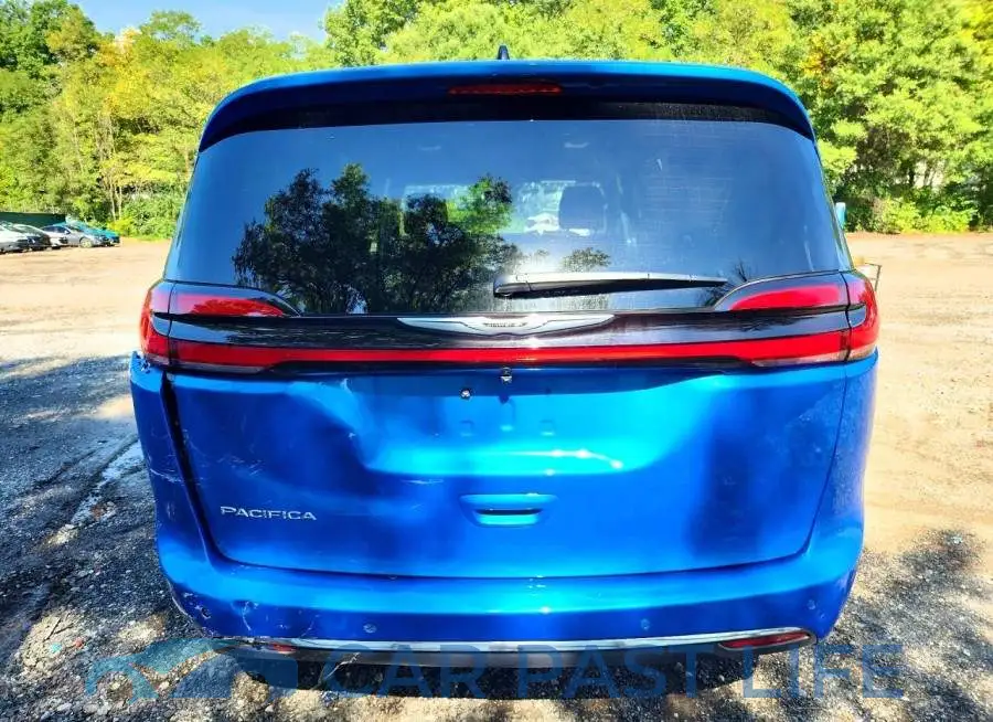 2C4RC1BG7TR272487# 6