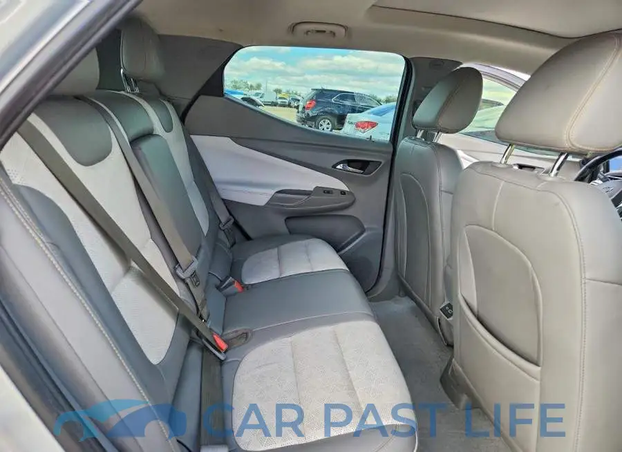1G1FZ6S07P4108885# 11