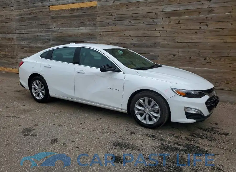 1G1ZD5ST2SF145629# 4