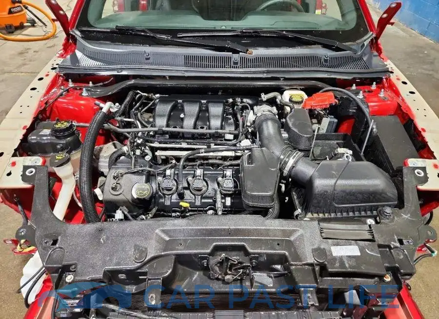 1FAHP2J88KG116075# 11