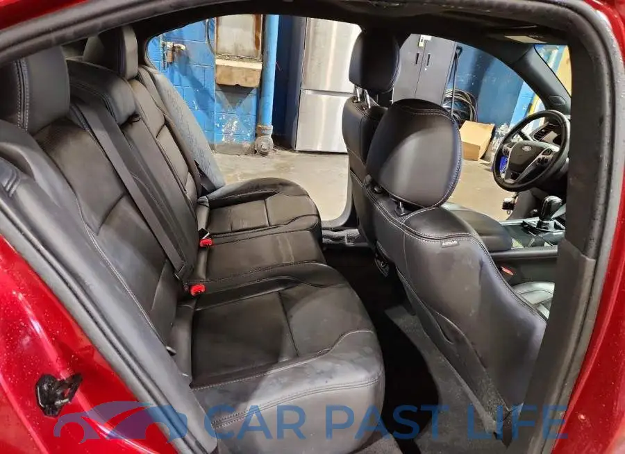 1FAHP2J88KG116075# 10