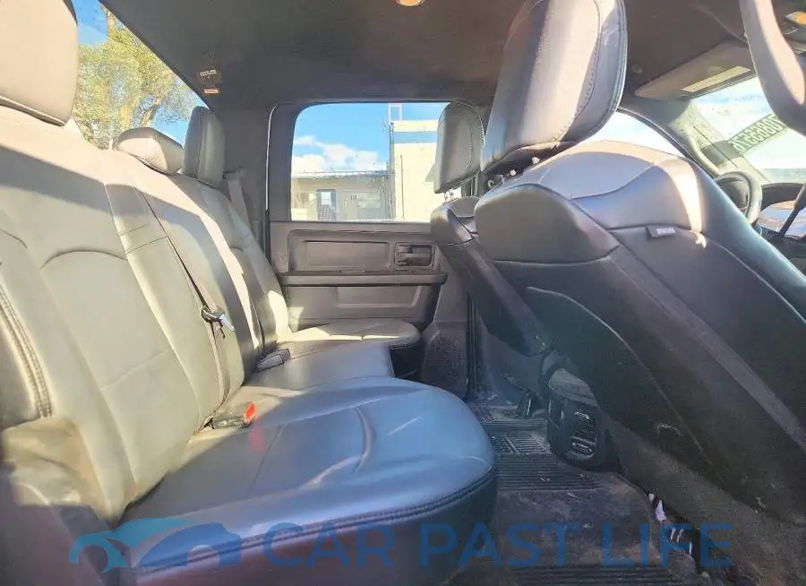 3C6UR5HL5NG273352# 10