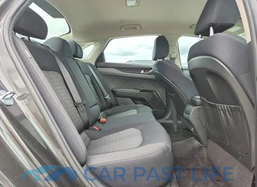 KNAG24J72T5481269# 10