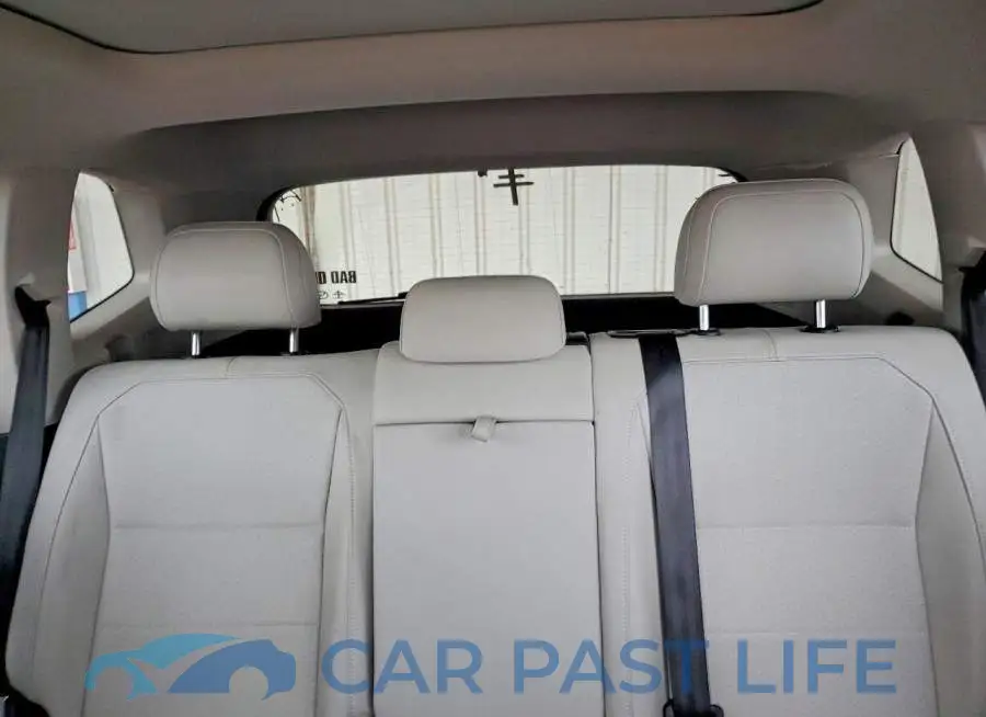 3VV2B7AX1LM160169# 10