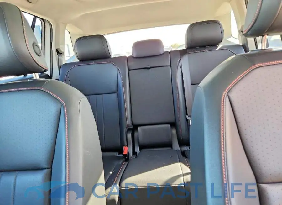 3VVAB7AX3RM221252# 10