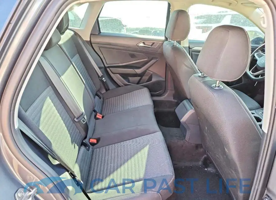 3VW5W7BUXTM044468# 10