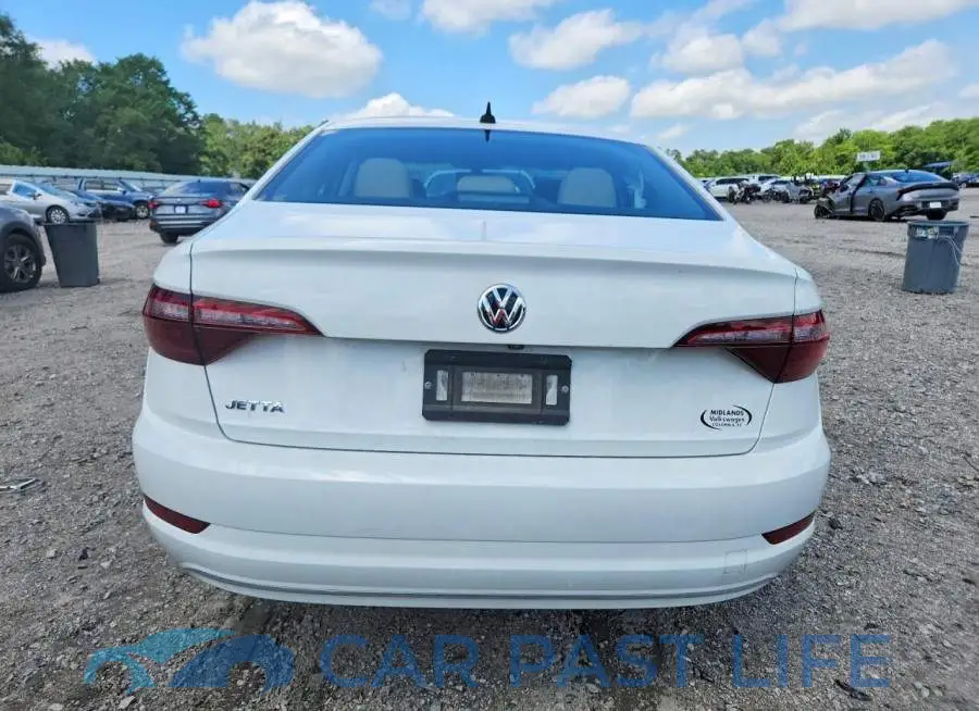 3VWCB7BU0LM017217# 6