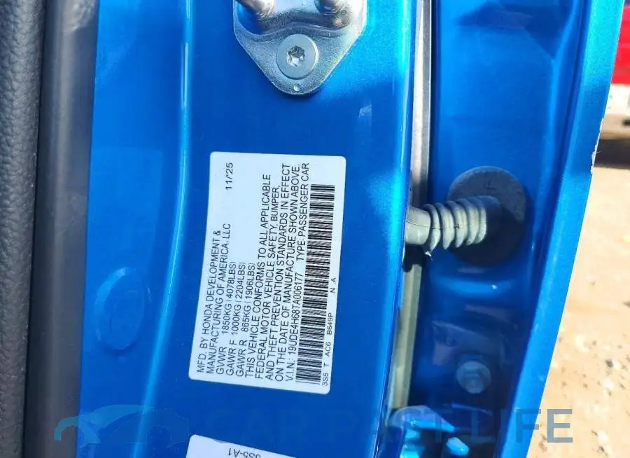 19UDE4H68TA006177# 12