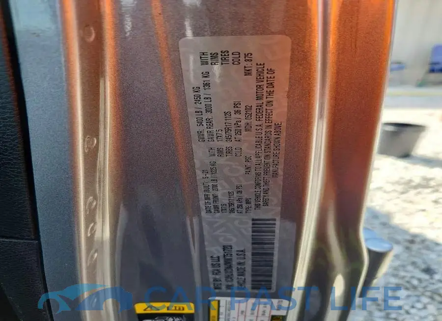 1C4HJXDN4MW751720# 13