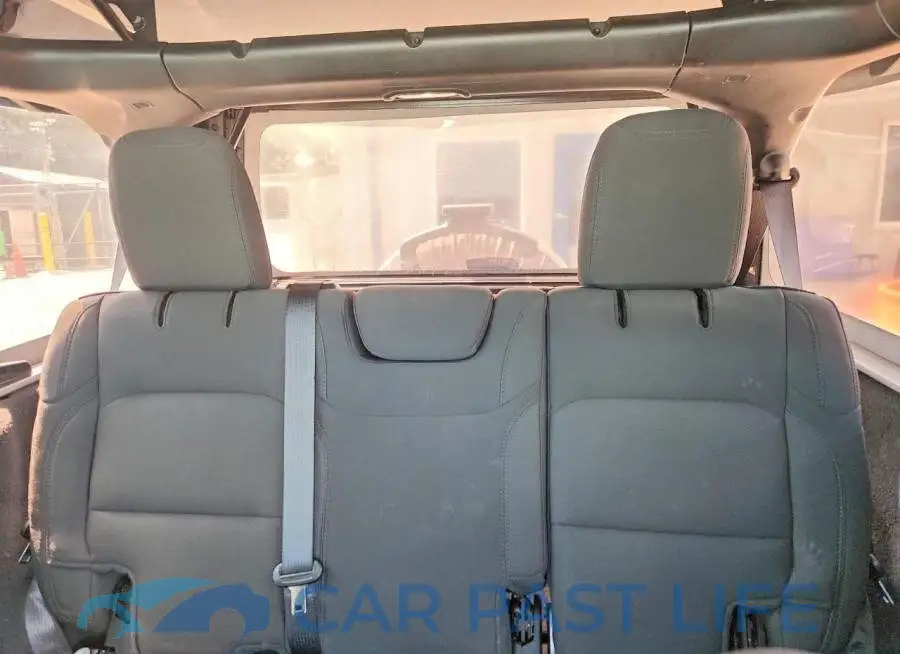 1C4HJXDN4MW751720# 10