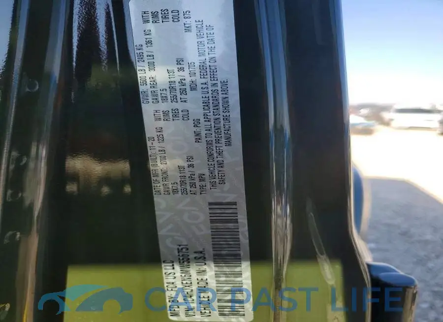 1C4HJXEN6MW556751# 14