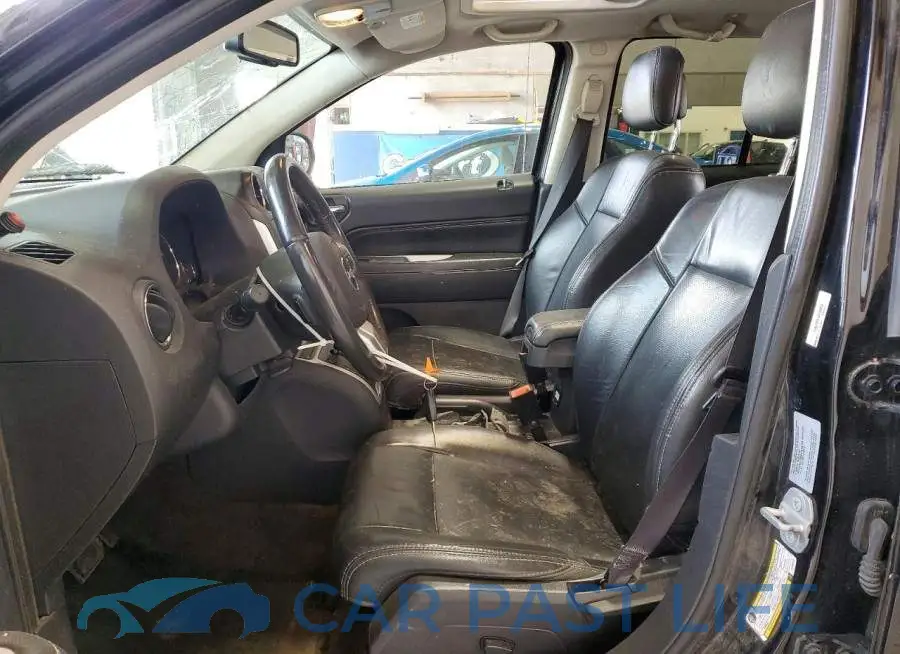 1C4NJDEB1HD163653# 7