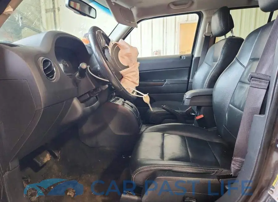 1C4NJPFA2HD202502# 7