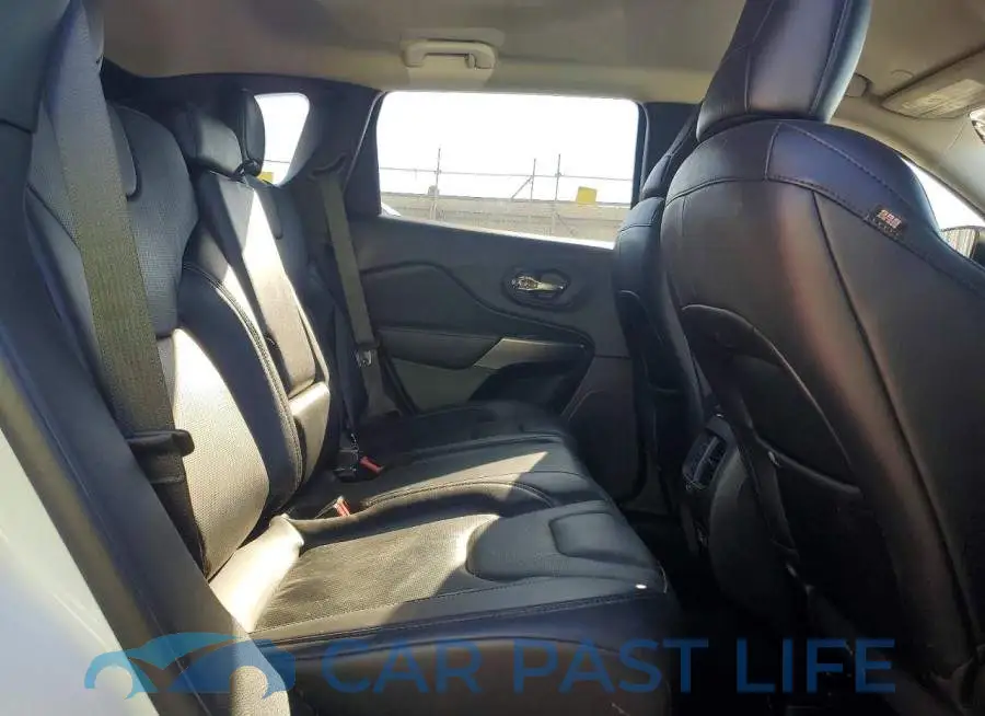 1C4PJLMX8MD107347# 11