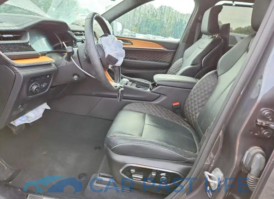 1C4RJYE6XR8941826# 7