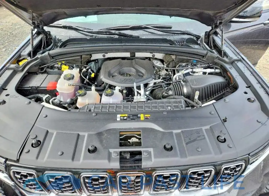 1C4RJYE6XR8941826# 11
