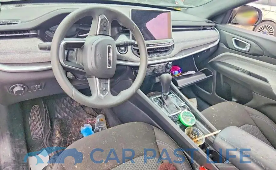 3C4NJDAN2RT165620# 8