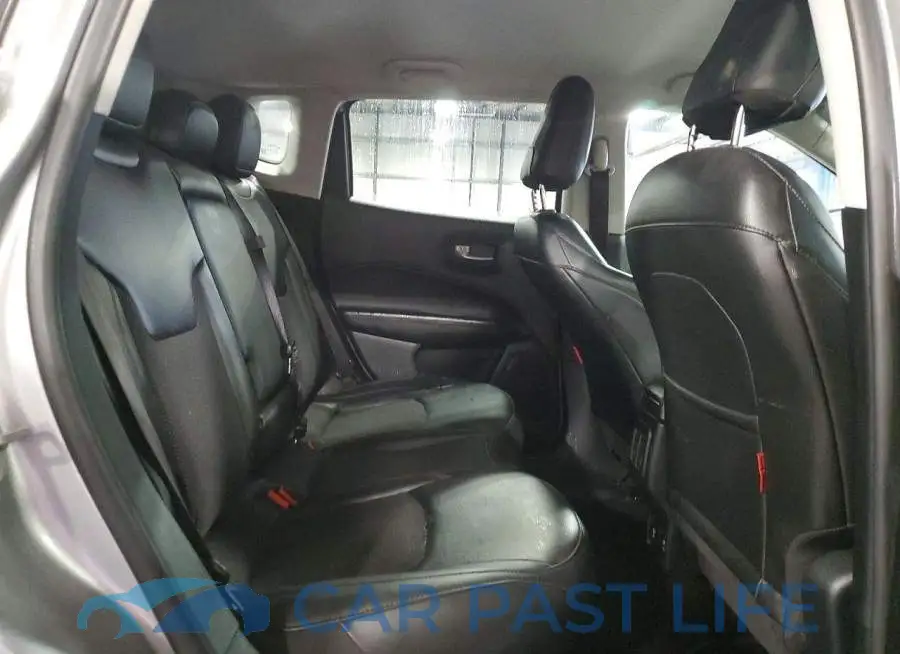3C4NJDDB8MT590687# 11