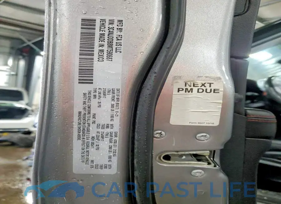 3C4NJDDB8MT590687# 13
