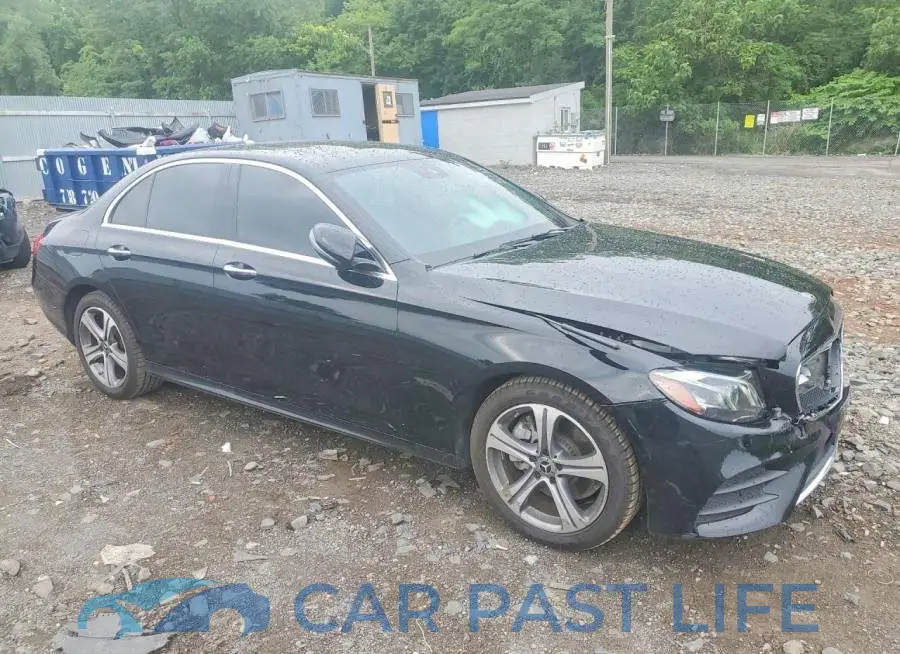 WDDZF4KB0KA617395# 4