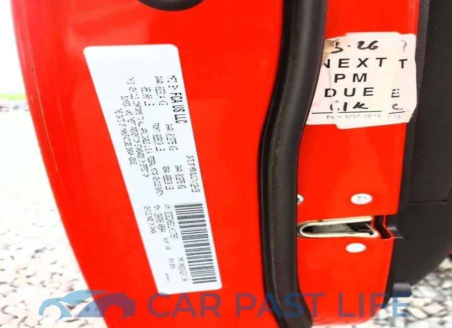 2C3CDXBG1LH117997# 12