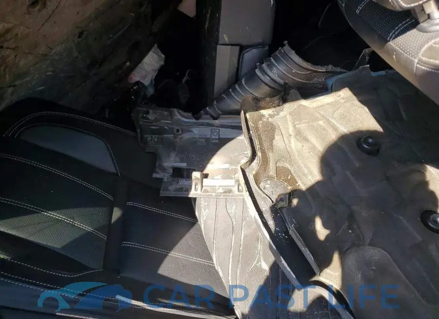 SALYL2RV9JA752837# 12