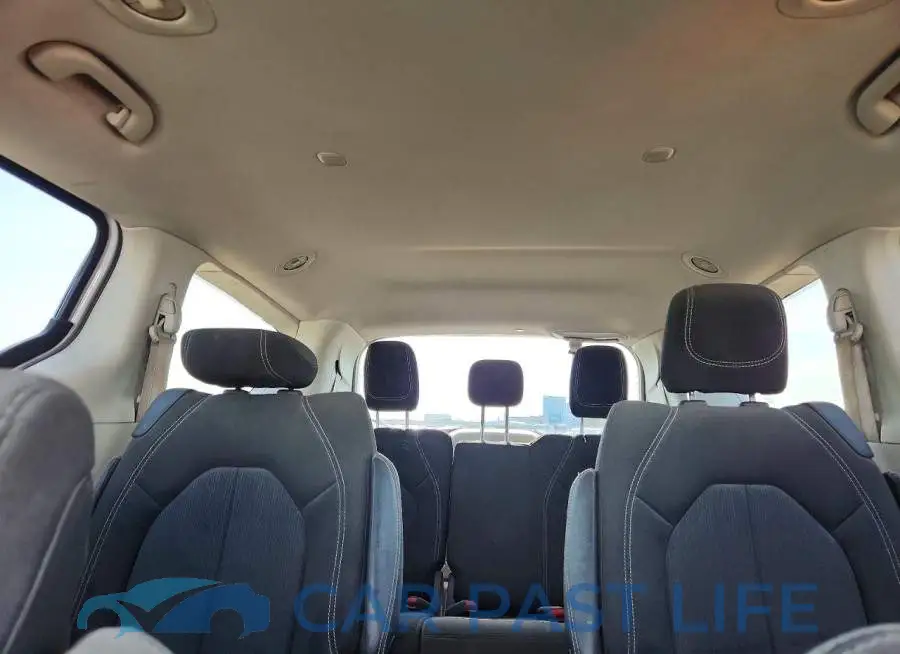 2C4RC1CG9NR203687# 10