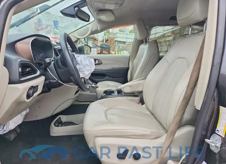 2C4RC1DG3MR551692# 7