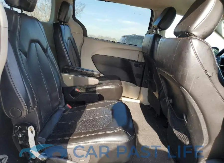 2C4RC1DG4MR512528# 11