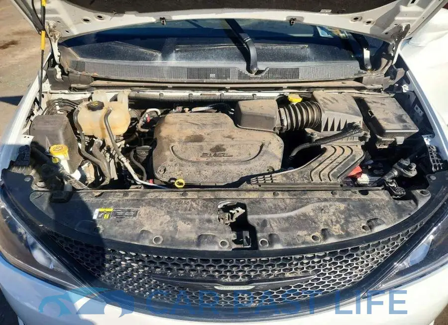 2C4RC1FG5LR238123# 12