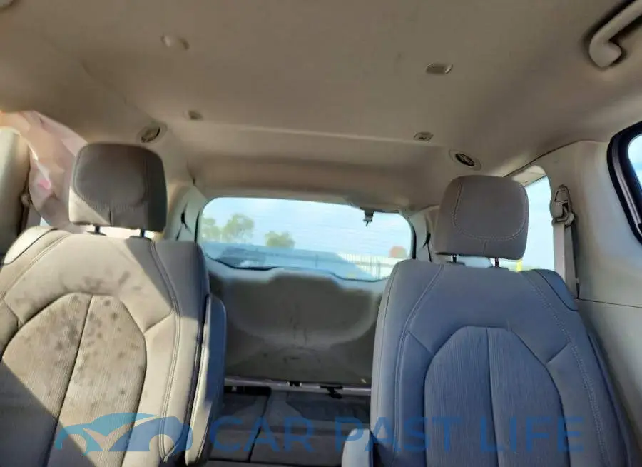 2C4RC1FG6MR511619# 10