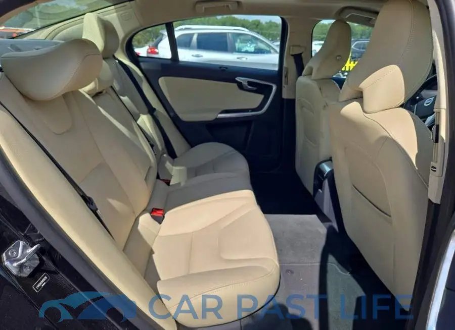 LYV402HK9HB152795# 10