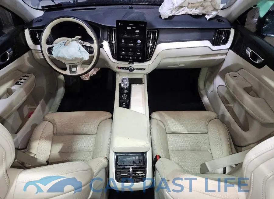 YV4M12RM4T1445885# 8