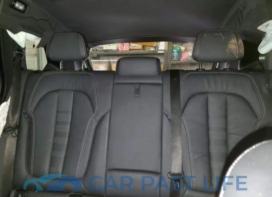 5UXCR6C55KLL60930# 10