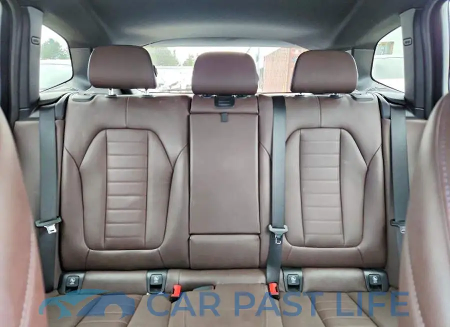 5UXTY5C05LLT38431# 10