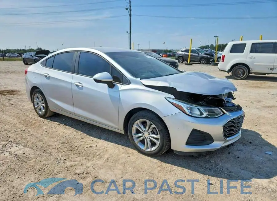 1G1BC5SM7K7147755# 4