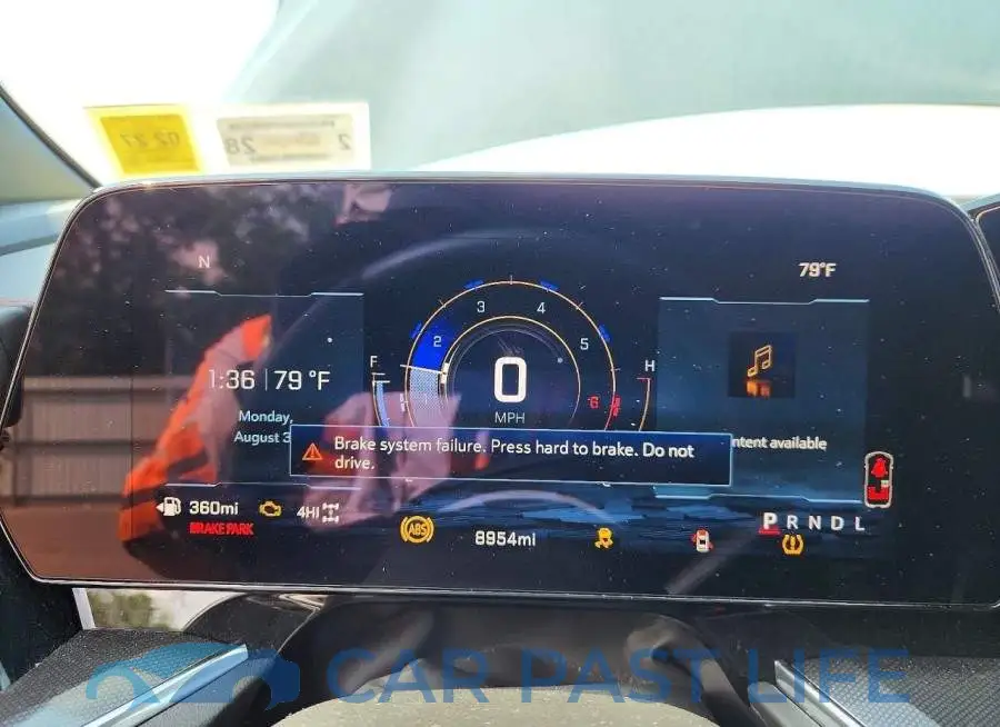 1GNS6EKD2TR154043# 9