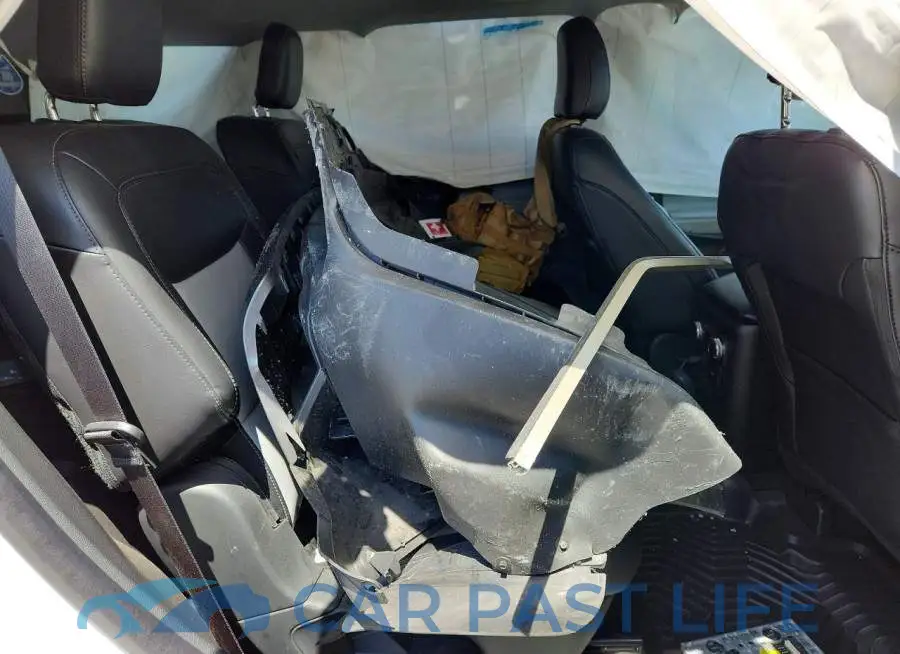 1FMSK8DH8RGA67043# 11