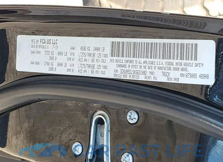 3C6UR5DL5KG631082# 12