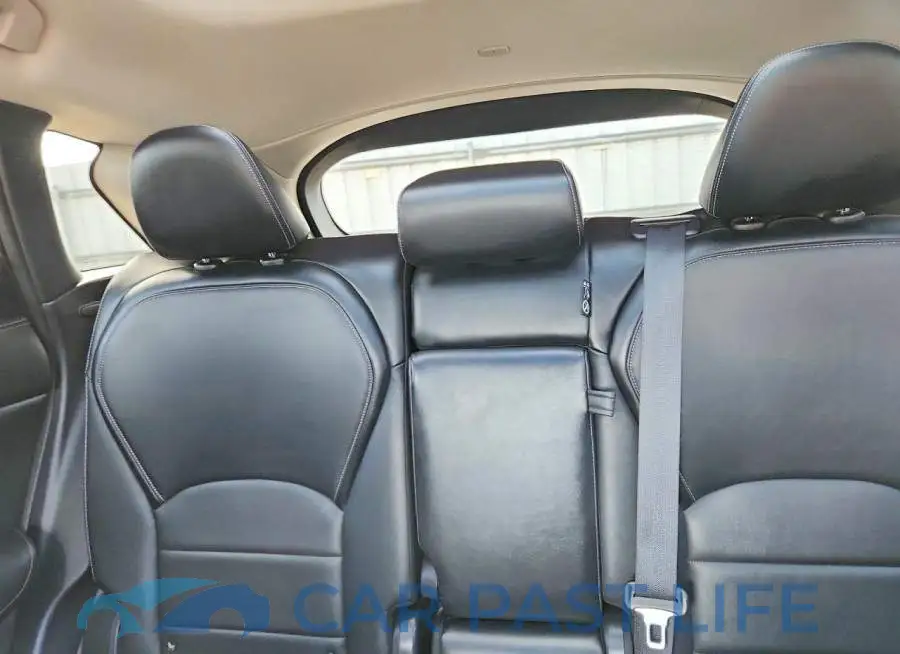 3PCAJ5M39KF122489# 10