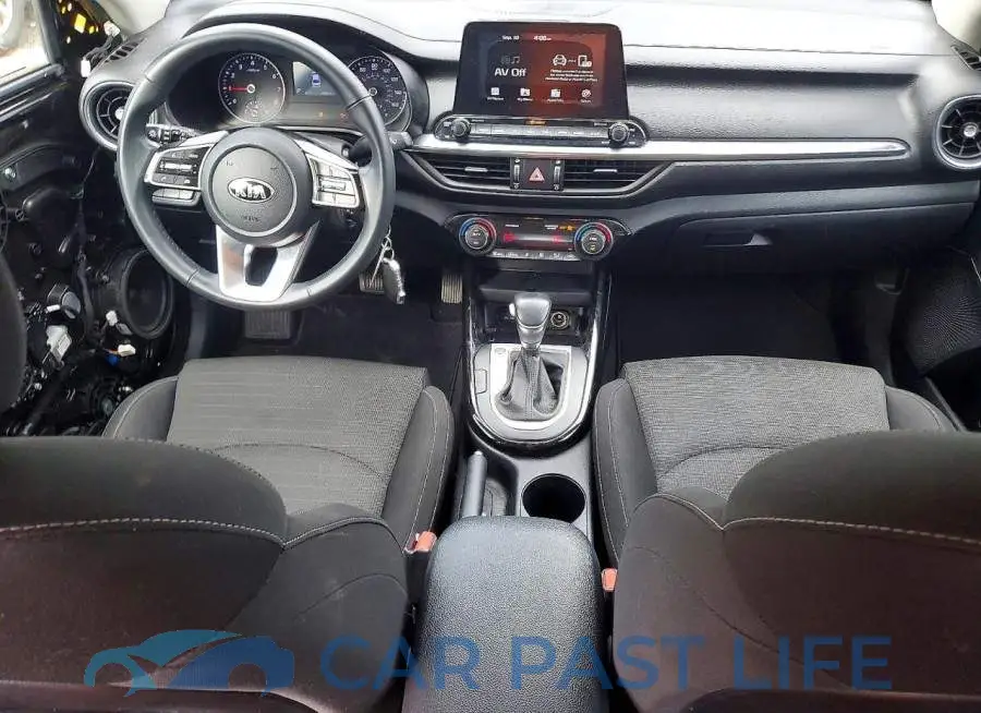 3KPF34AD4KE027903# 8